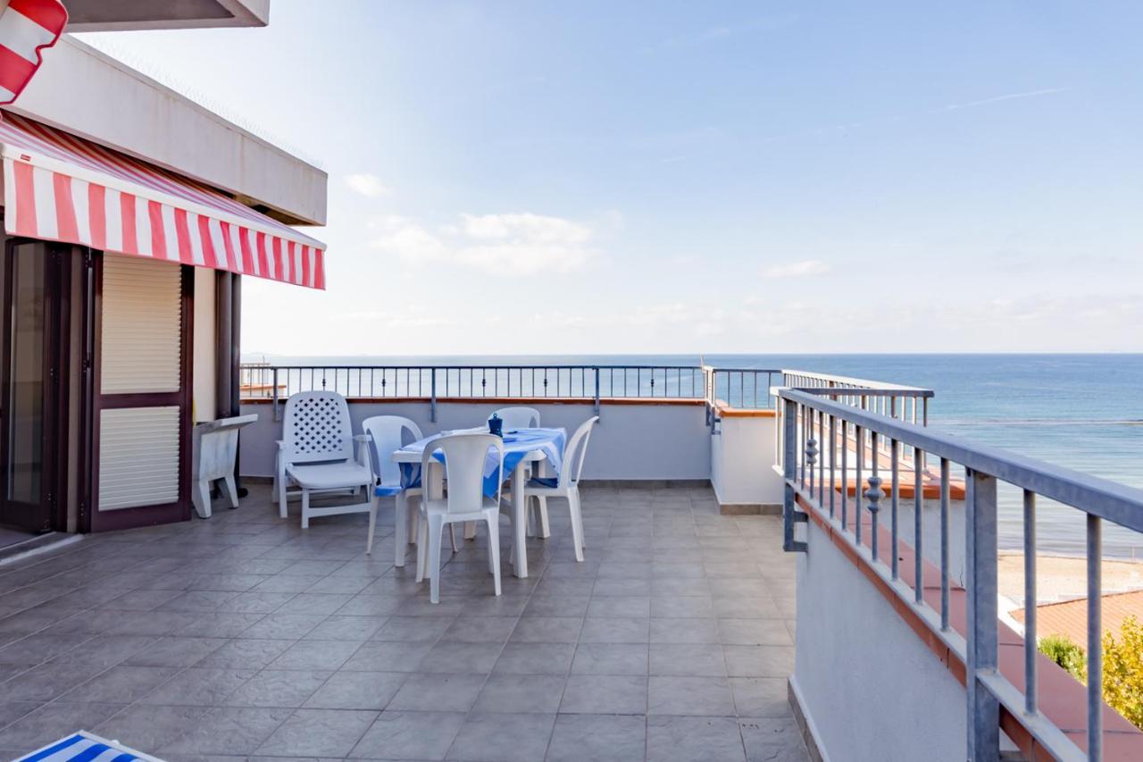 Le Terrazze Villa Follonica Kültér fotó